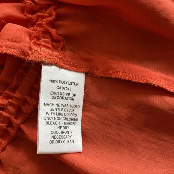 Spence, ladies blouse in size, small in beautiful, vibrant orange. - Picture 5 of 6